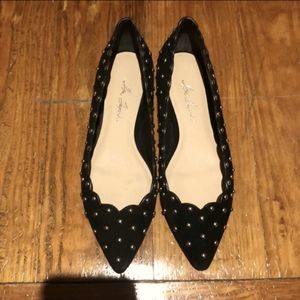 Isa Tapia Flats